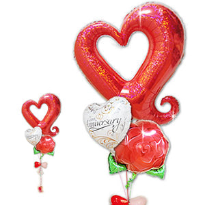 情熱的な赤いバラのバルーンは女性が喜ぶ記念日のお祝い - 記念日ツーカラーバイン チェーンハートプリズム【レッド】3バルーンセット<補充用ヘリウムガス付・本州送料無料>