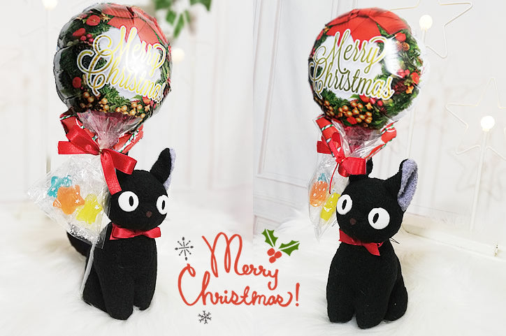 クリスマス プレゼント ジブリ ぬいぐるみ 大トトロ/中トトロ/小トトロ/ネコバス/黒猫ジジ 魔女の宅急便 - クリスマスリース:ミニバルーン星型キャンディ付お手玉ジブリ